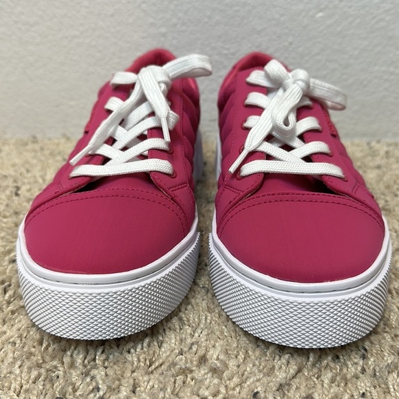 Nine West Hola2-A Low Top Quilted Sneakers Size 10 - Picture 11 of 12